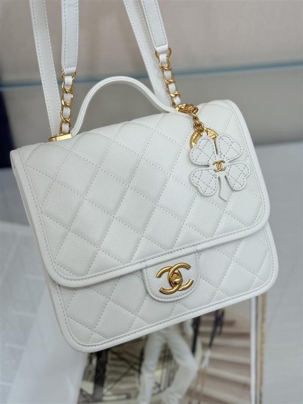 2026127213722350 900